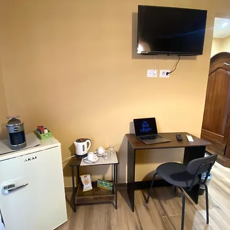 Alojamento de Acomodação e Pequeno-almoço Amàre 4*